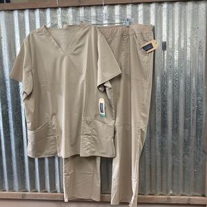 Women’s Scrub Set-Khaki Top 3XL/2XL Regular Length Pant